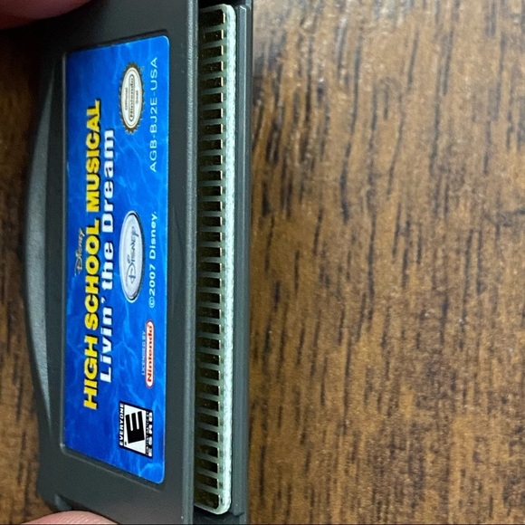 HIGH SCHOOL MUSICAL: LIVIN' THE DREAM NINTENDO GAMEBOY ADVANCE SP GBA - Picture 4 of 4